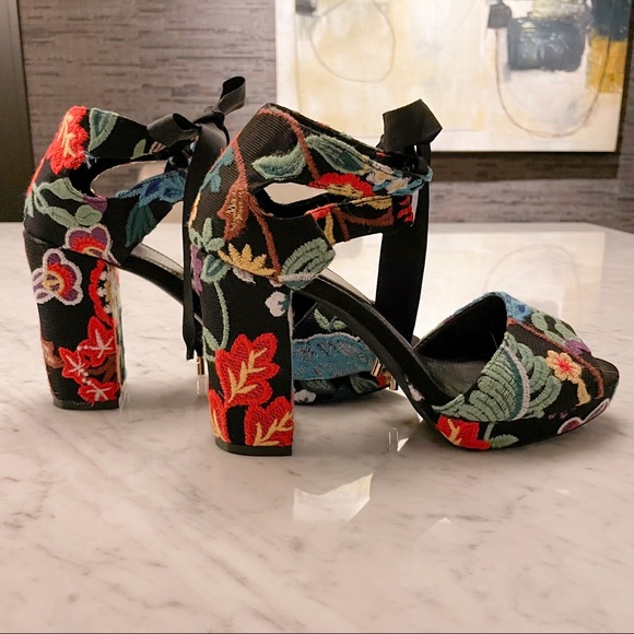 New York & Company Embroidered Platform Sandals - Picture 5 of 9